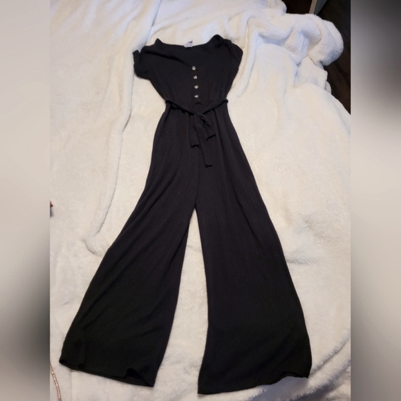 Caution To The Wind Pants - Caution To the Wind one piece pants. Black. Size S.